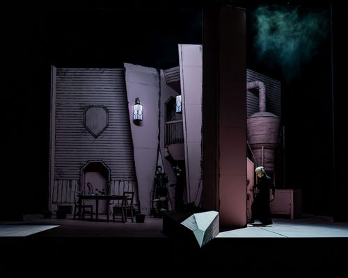 Usher_2_Annemone Taake.JPG