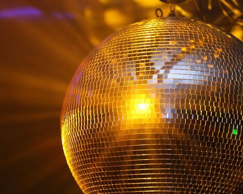 Discokugel_Party_Halloween (c) Pixabay.jpg