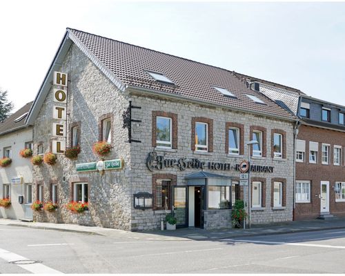 Außenansicht - Hotel Restaurant Zur Heide