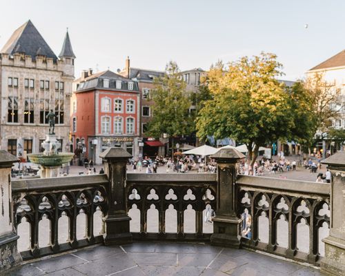 Marktplatz Aachen von Rathaustreppen