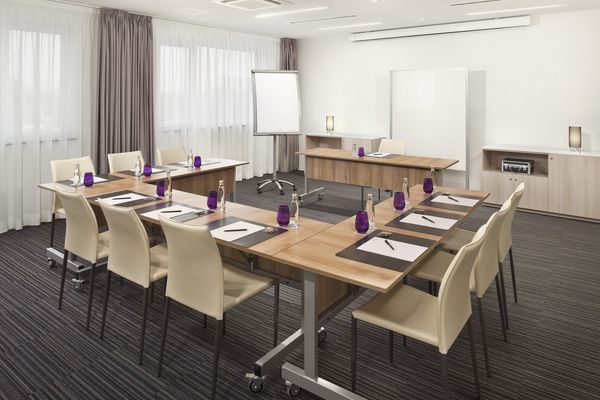 402InnsideAachen-MR Upper West Side U SetUp.jpg