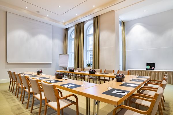 Parkhotel Quellenhof Aachen Raum Madrid