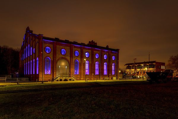Energeticon Fördermaschinenhaus nachts